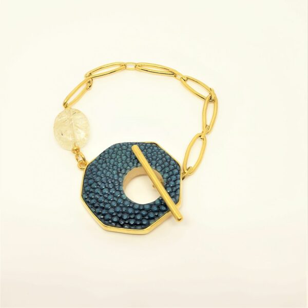 Import placeholder for 5241 - 20220727_171142.jpg
