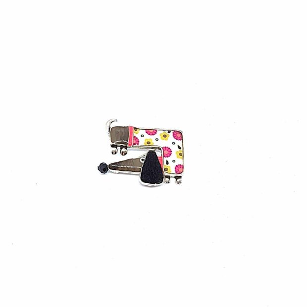 broche chien tarata