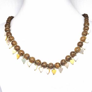 collier court wild heart