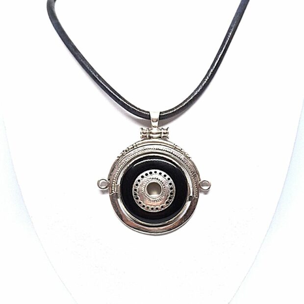 Bracelet Cuir Touareg (Copie) - collier cuir rond onyx